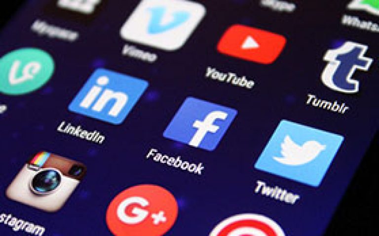 SNS의 활용범위는 도대체 어디까지?